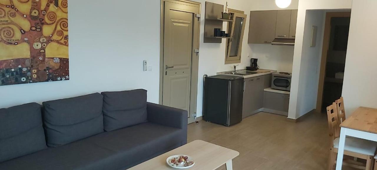 Skiathos Lagoterra Apartments Eksteriør billede