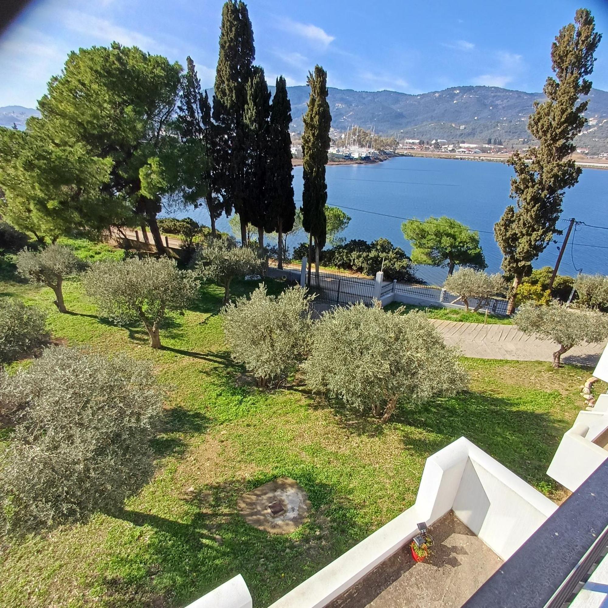 Skiathos Lagoterra Apartments Eksteriør billede
